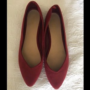 Red flats size 7